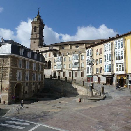Hostal Del Arquitecto Vitoria-Gasteiz Exterior foto